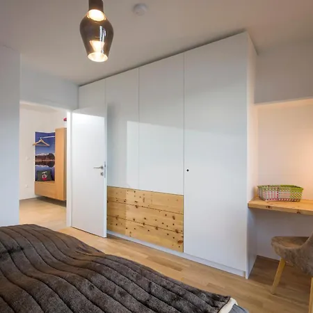 Goasblick - By Nv דירה קירשברג אין טירול